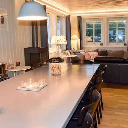 5 Star In Engelsviken Saltnes