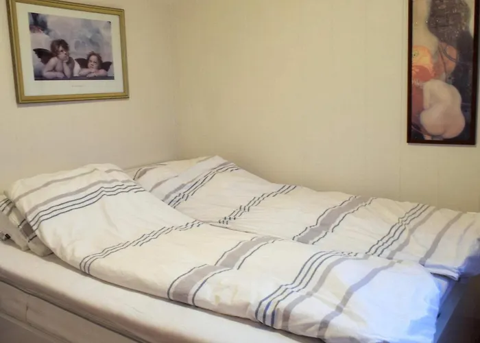 5 Star In Engelsviken Saltnes